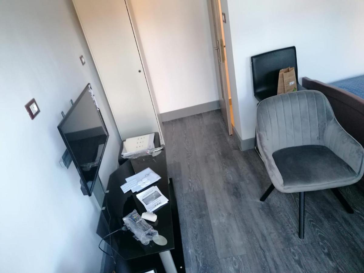 Pensiunea Nela Cluj-Napoca Exteriör bild