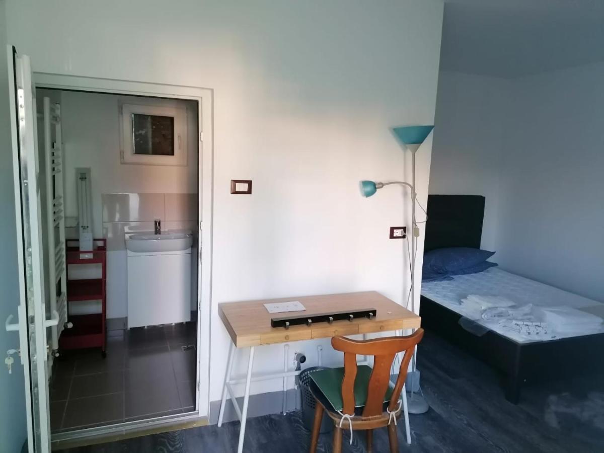Pensiunea Nela Cluj-Napoca Exteriör bild